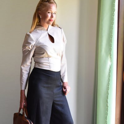 Cremevit Blus retro 30-tal Greta