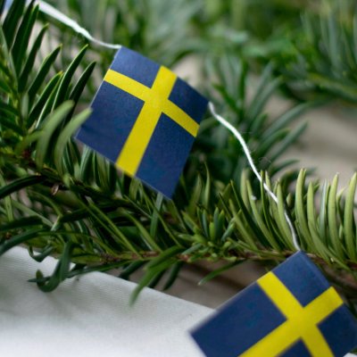 nostalgiskt gulgranspynt