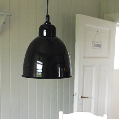 Handgjord lampa svart