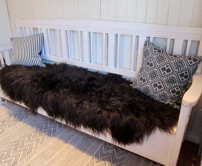 Fårskinnsfäll svart