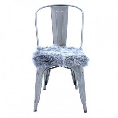 Grått sittunderlag fårskinn